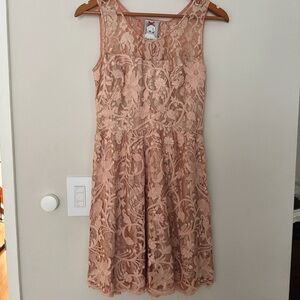 Yoana Baraschi Anthropologie Pink Rose Gold Lace Sleeveless Dress in 0P